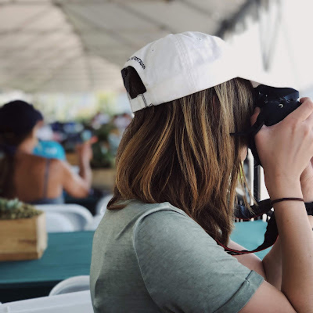 Meet your Posher, Cassandra